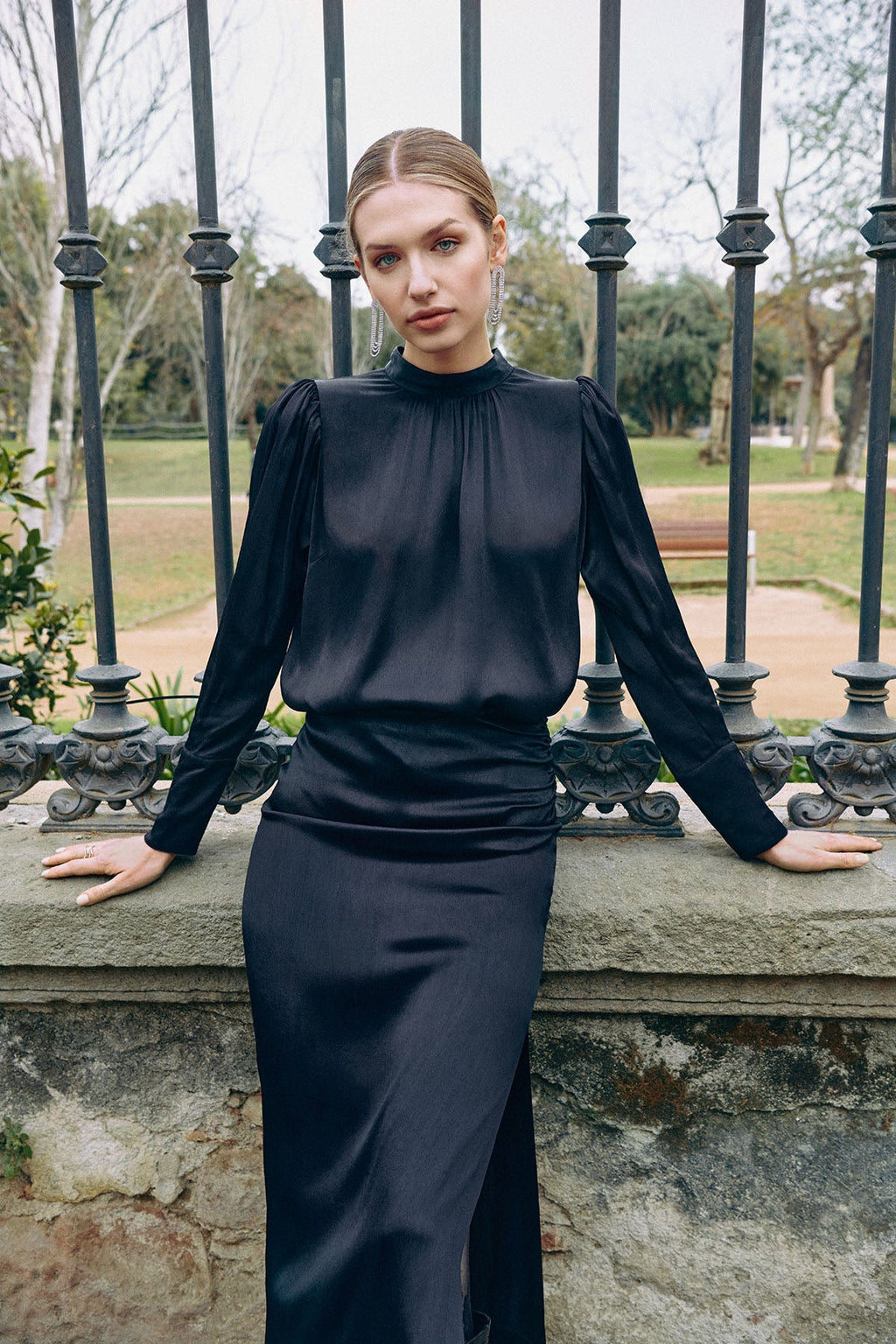 bytimo crepe satin midi dress Crepe Satin Midi Dress Sort byDryss